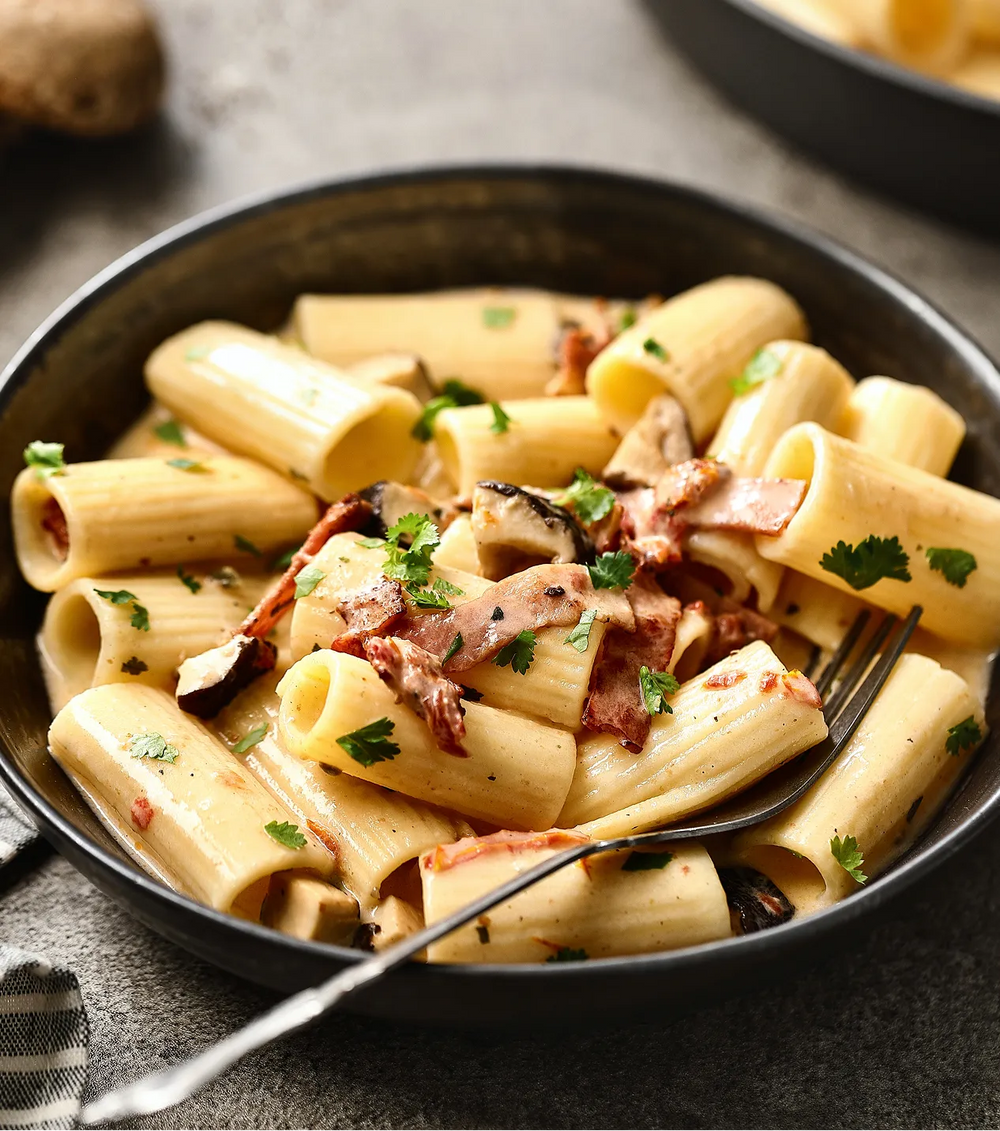 Cremet svampepasta