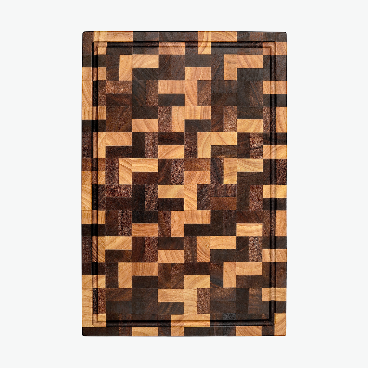 Endetræsskærebræt med saftrille, stor (45 × 30 cm), set ovenfra med blokmønster i akacie og gummitræ