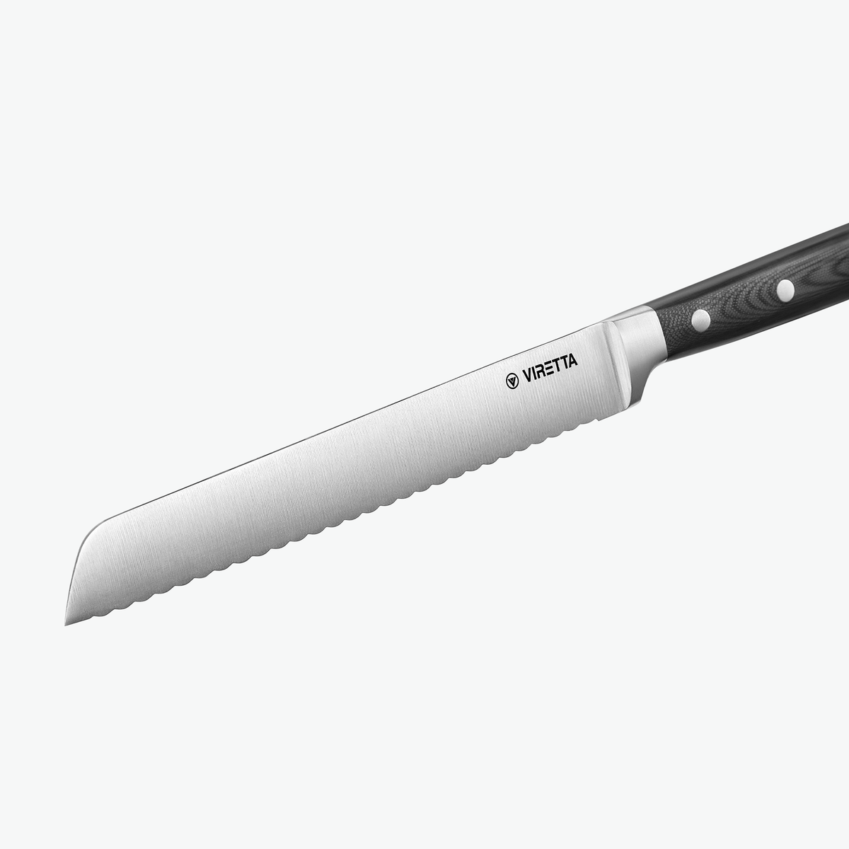 Den takkede klinge på Classic brødkniv, set skråt